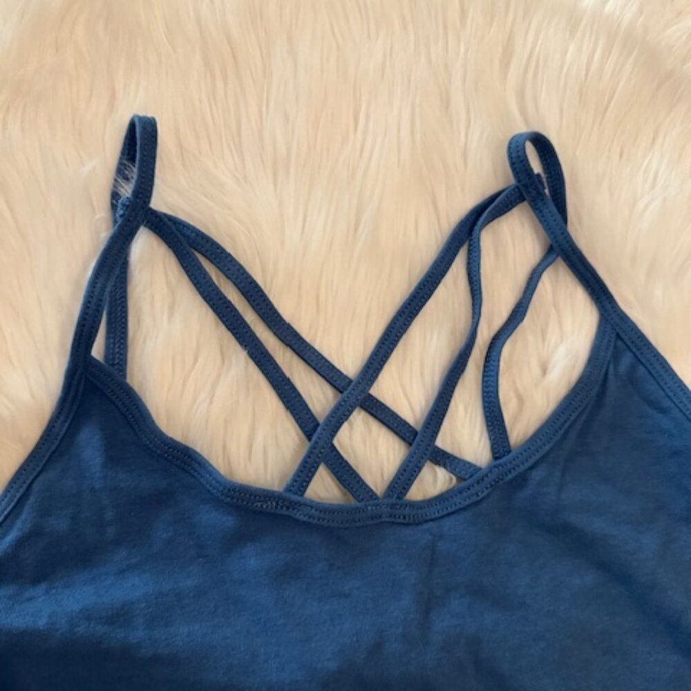 Blue Criss Cross Tank T1474S NWT Boutique - Picture 2 of 3